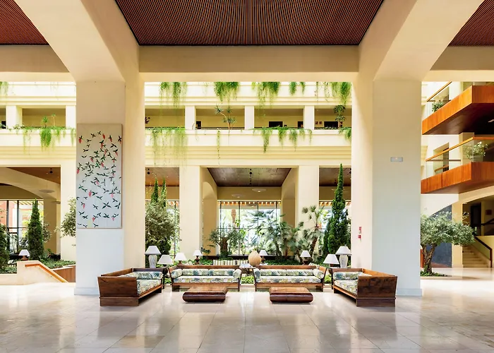 Puerto Antilla Grand Hotel